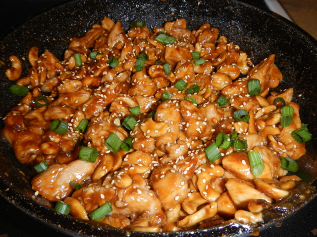 I hope MommaChelle doesn't mind that I reused her photo...  Some side effects of viewing this photo consist of sudden hunger.